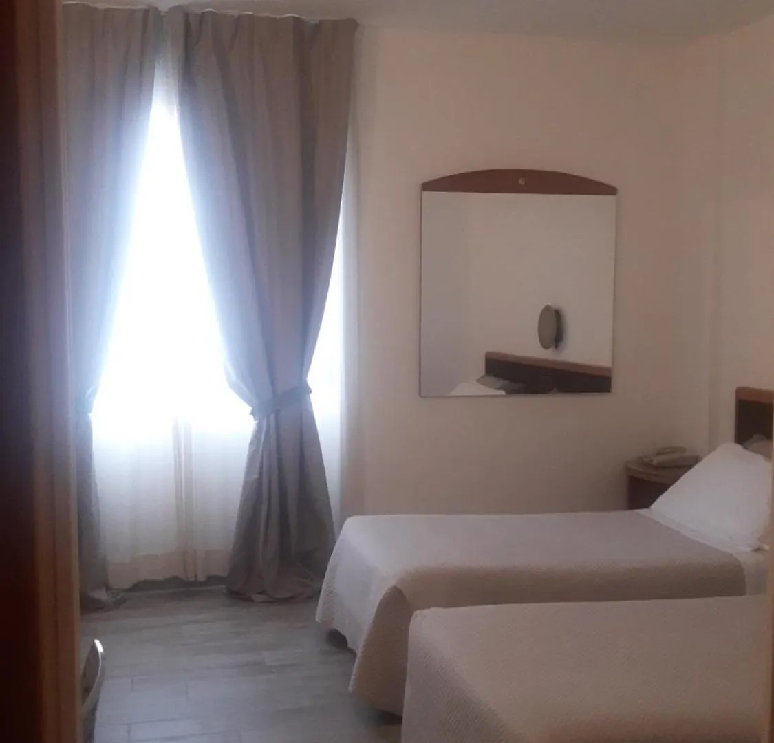 Toscana Ambassador Poggibonsi Hotel