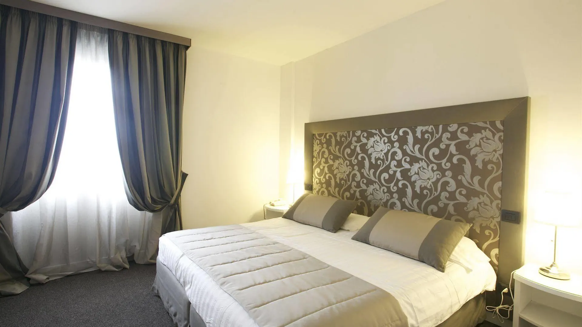 Hotel Toscana Ambassador Poggibonsi